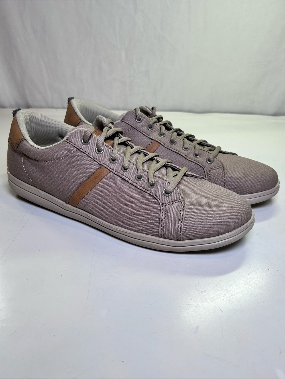 Crocs Men's Torino Lace-Up Canvas Sneakers. Taupe Brown Tan. Size 12